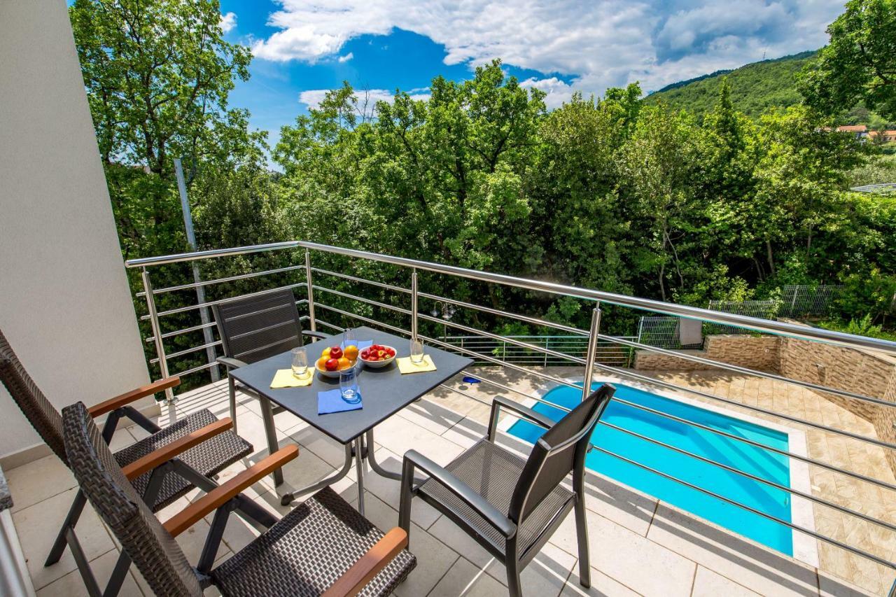Villa Dragi With Pool, Sauna, & Whirlpool Opatija Zimmer foto
