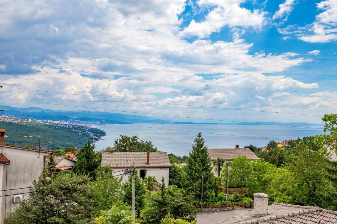 Villa Dragi With Pool, Sauna, & Whirlpool Opatija Zimmer foto